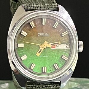 Classic Green Watch